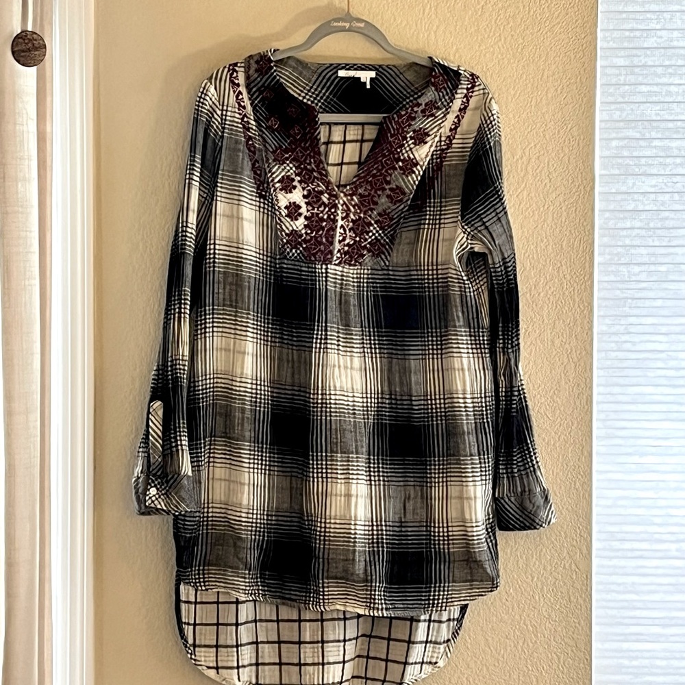 Anthropologie Floreat Embroidered Tunic - Size M - EUC!